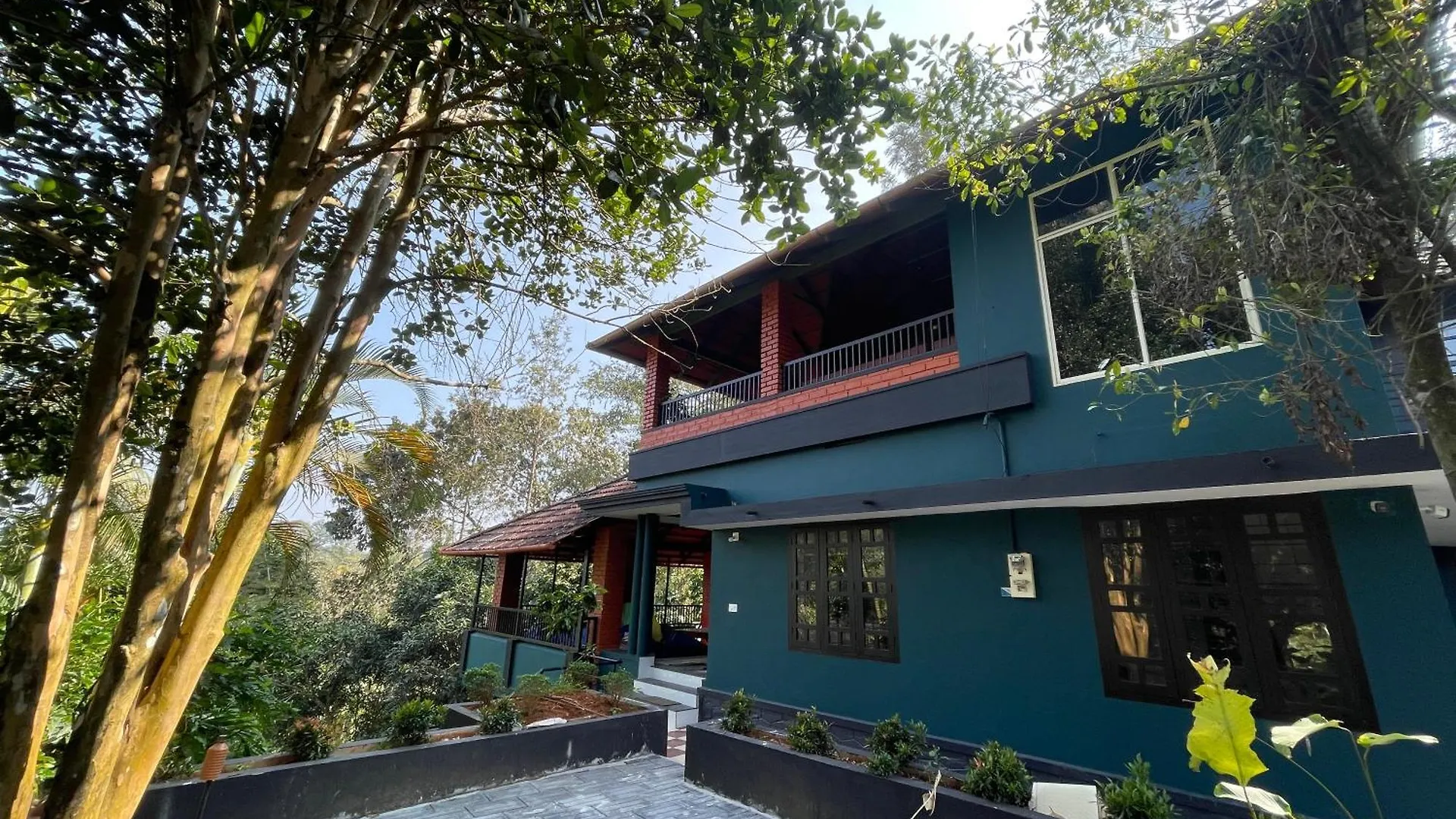 Castello Holiday Villa Kalpetta Homestay